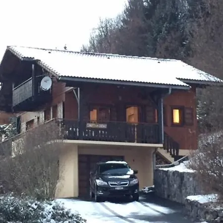 Comfortable With Spectacular Mountain Views 펜션 Verchaix