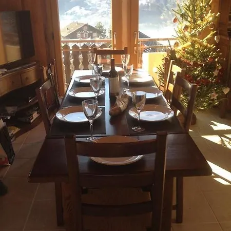 Comfortable With Spectacular Mountain Views 펜션 *