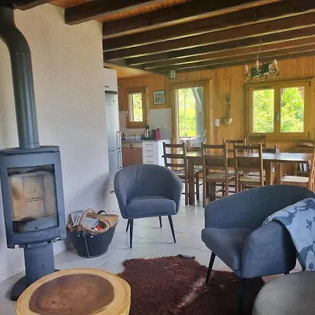 Comfortable With Spectacular Mountain Views *